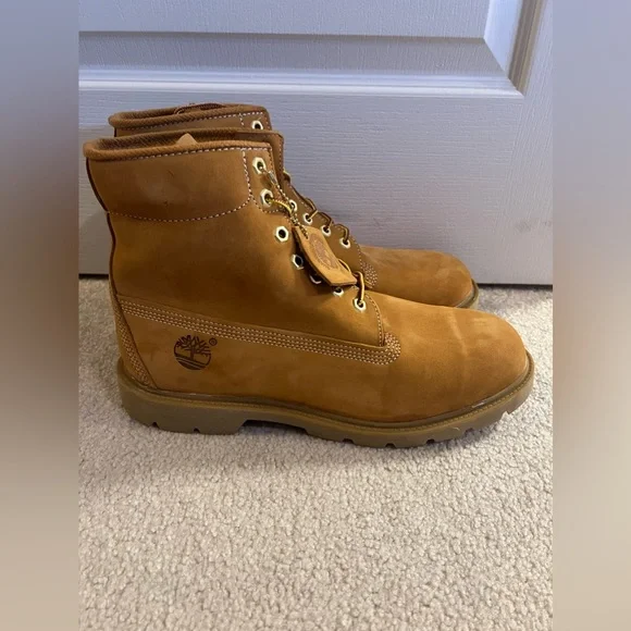 NWOT Tan Boots - Timberland - Size 11W - Picture 3 of 6